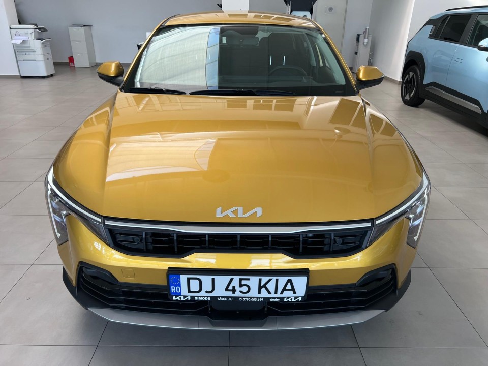 KIA K4 2025 — imagine 2