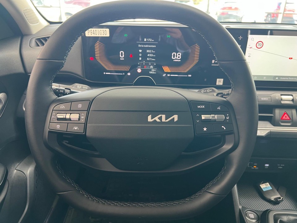 KIA K4 2025 — imagine 14