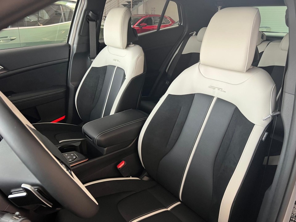 KIA Sportage 2025 — imagine 12
