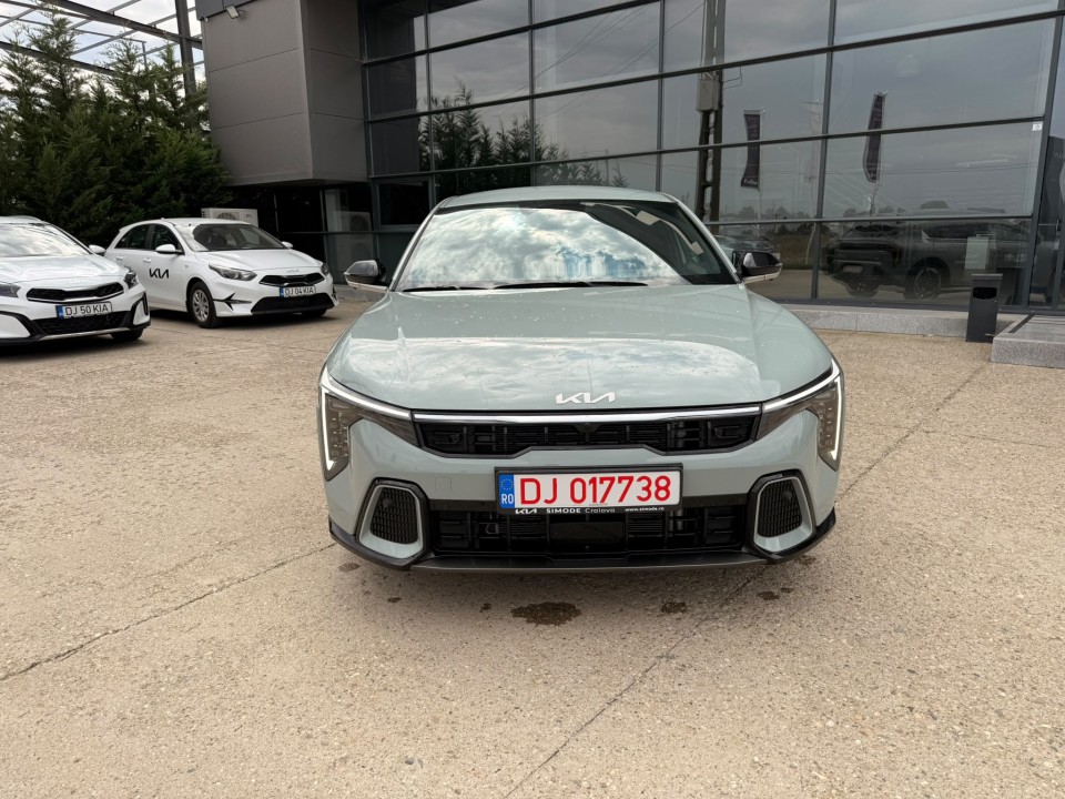 KIA K4 2025 — imagine 2
