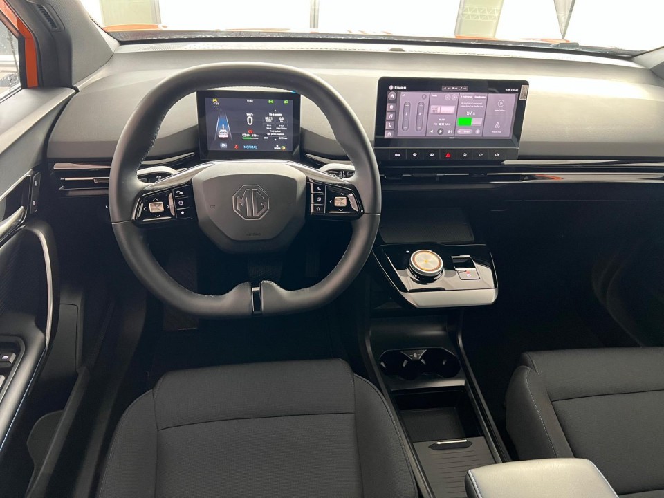 mg4 ev 5 usi excite electric 204 cp at 06968a6ab781b5