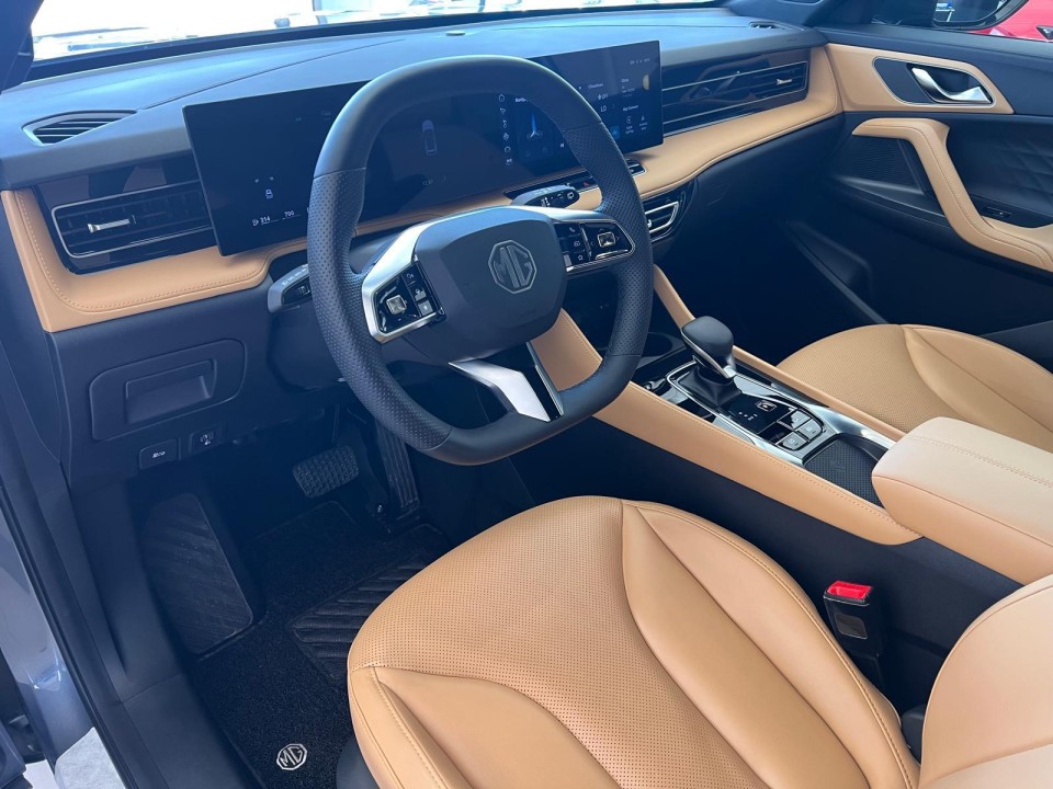 mg noul hs ice 5 usi exclusive 1 5 t gdi 172 cp a7 my 2025 06968da7c4dee9