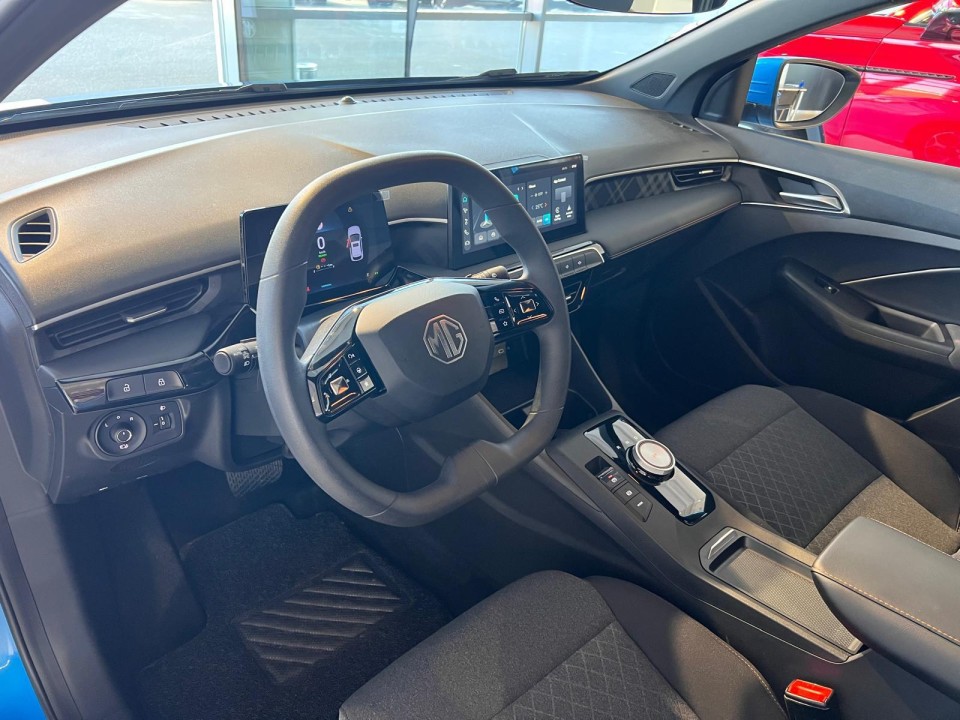 mg3 hev 5 usi excite 1 5l pfi hev 194 cp at my 2025 06968de95737c6