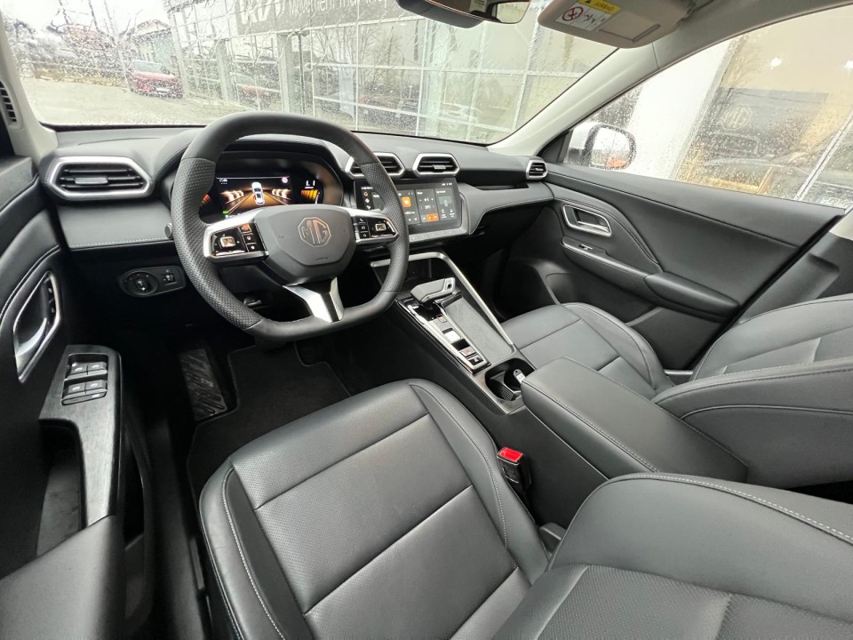 mg zs hev 5 usi exclusive 1 5l gsl hev 197 cp at my 2025 116989cce15a8e0