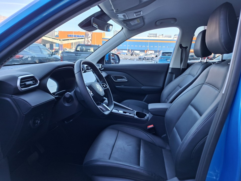 MG ZS 16