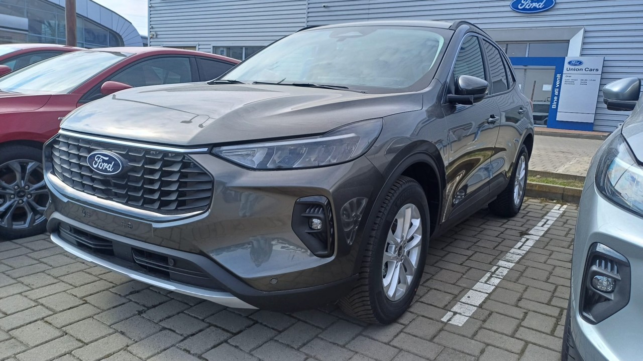 ford kuga mca 5 usi titanium 2 5l duratec fhev 183 cp at awd 069c4ef1d271b8