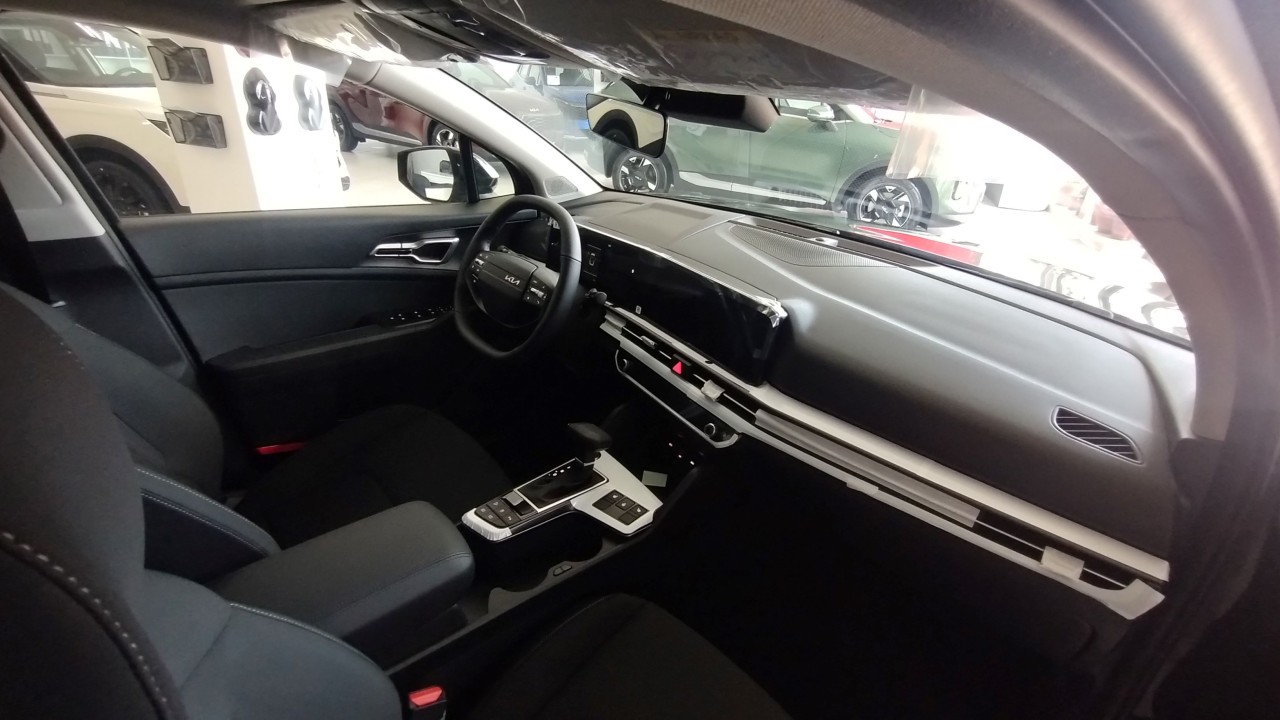 KIA Sportage 2025 — imagine 16