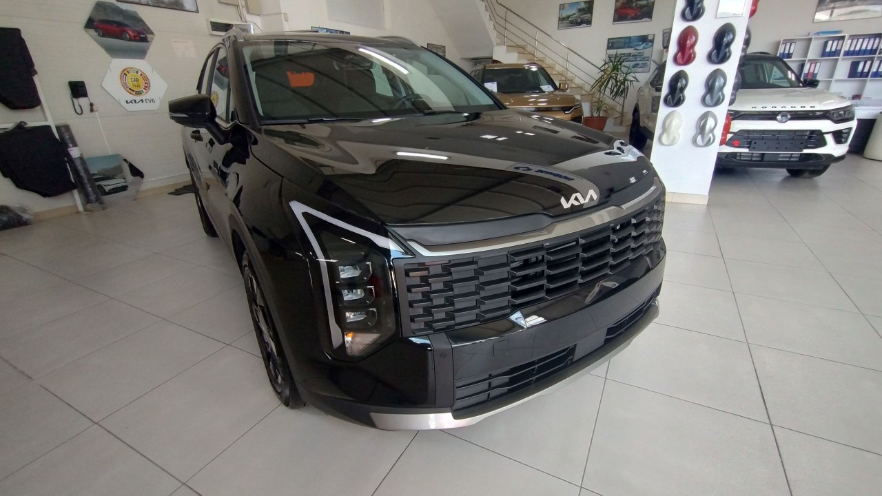KIA Sportage 2025 — imagine 3