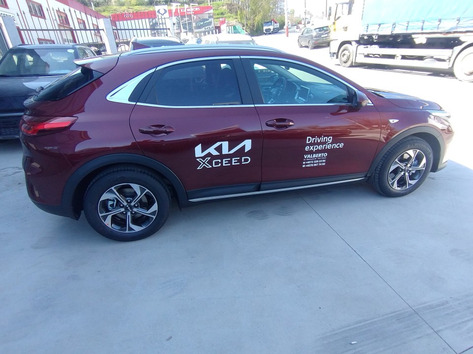KIA Xceed 2025 — imagine 4