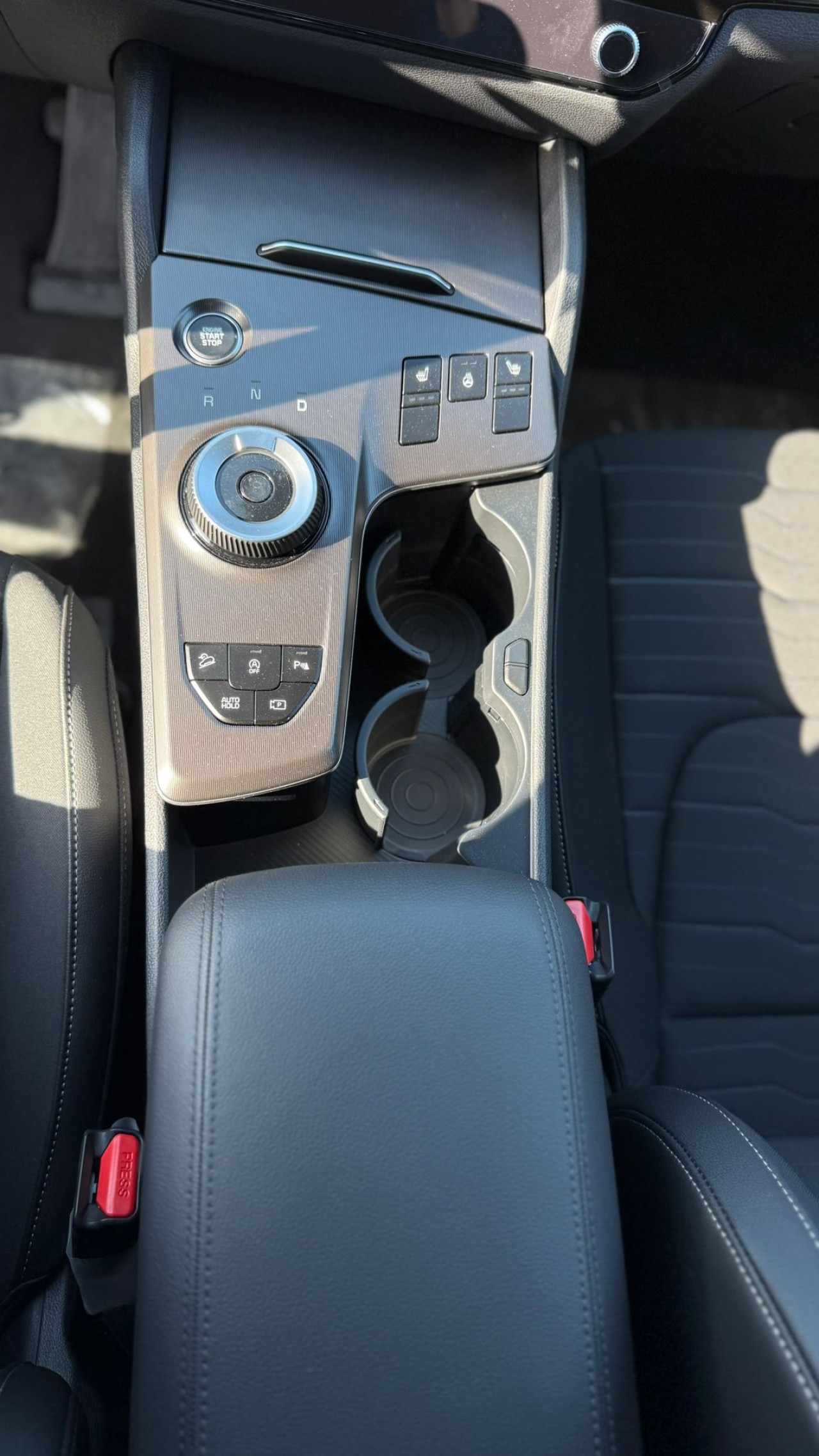 KIA Sportage 2025 — imagine 16